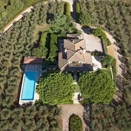 Villa Castiglione 14 *